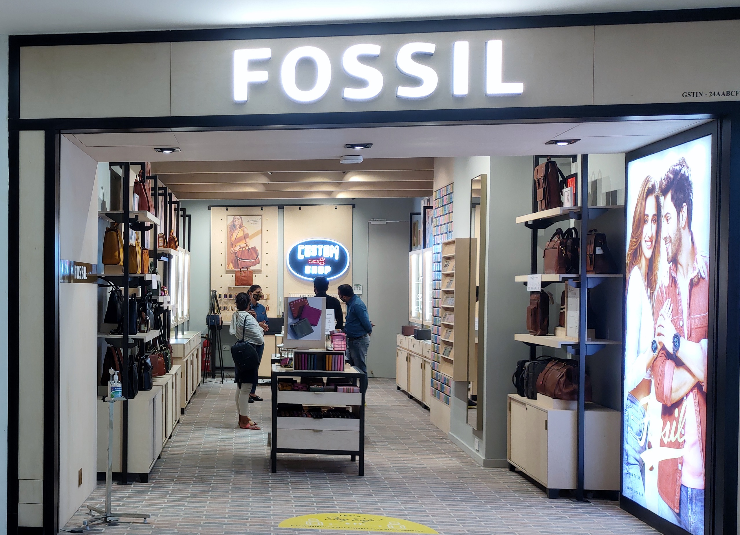 Fossil opens first retail store in Ahmedabad, overall 21st in India